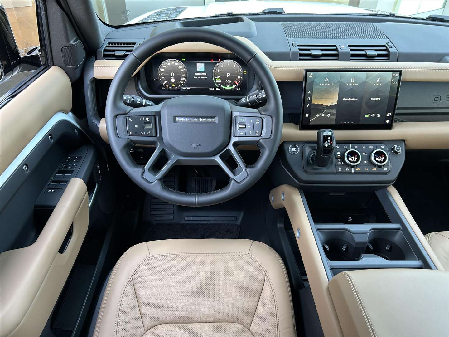 Land Rover Defender P300e X-Dynamic HSE - 2025 - Joinsteer - #4