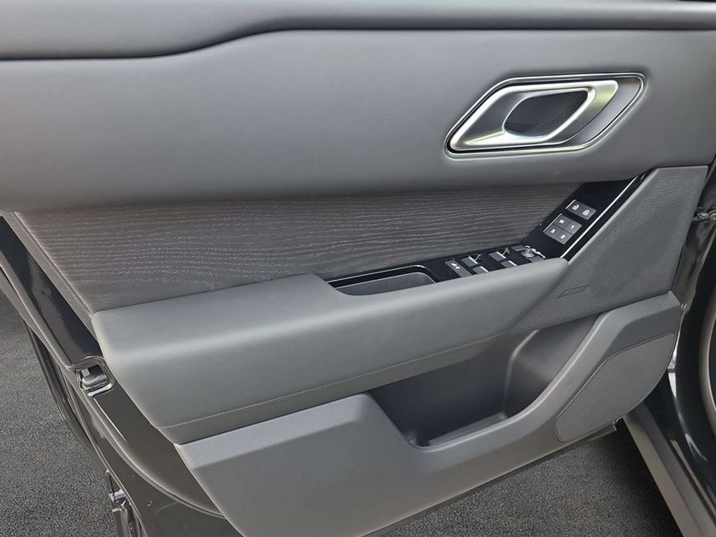 Land Rover Range Rover Velar D300 Autobiography - 2025 - Joinsteer - #11