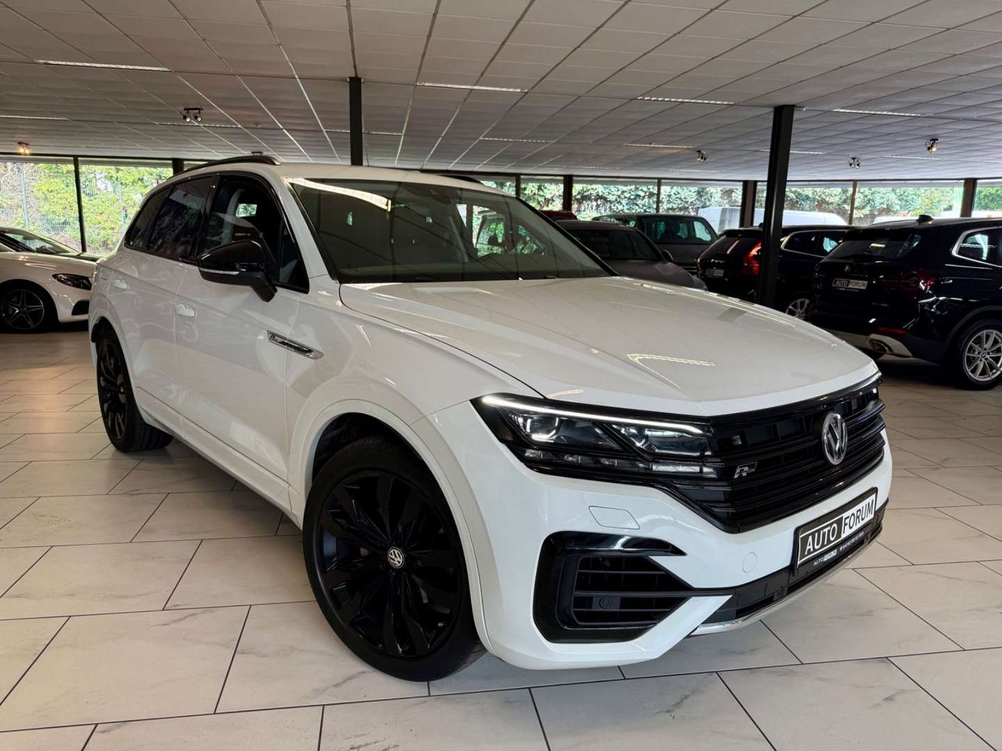 Volkswagen Touareg TDI 4Motion R-Line - 2019 - Joinsteer - #1