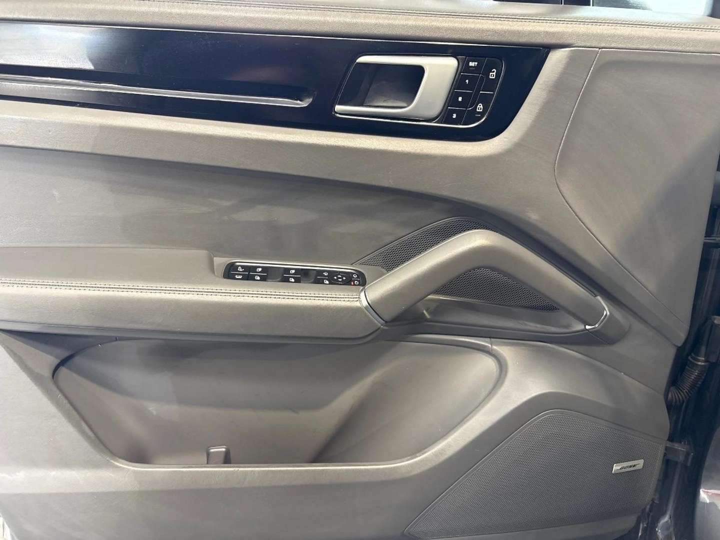 Porsche Cayenne III Turbo Platinum Edition - 2021 - Joinsteer - #10