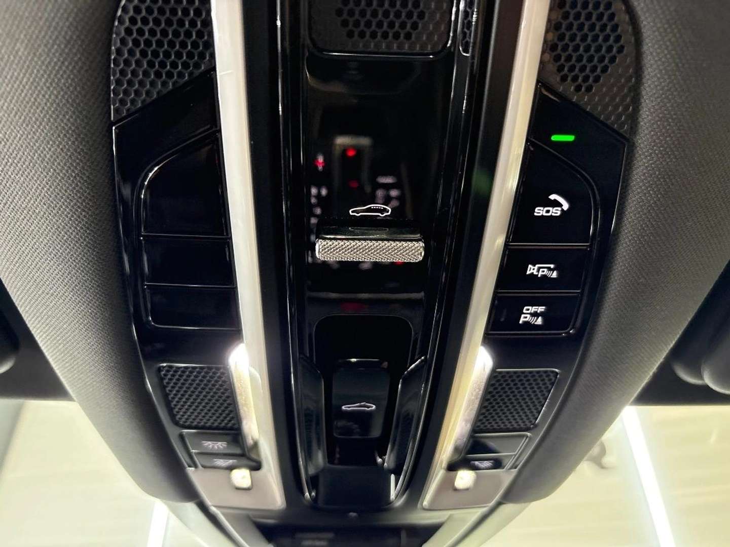 Porsche Cayenne III Turbo Platinum Edition - 2021 - Joinsteer - #18