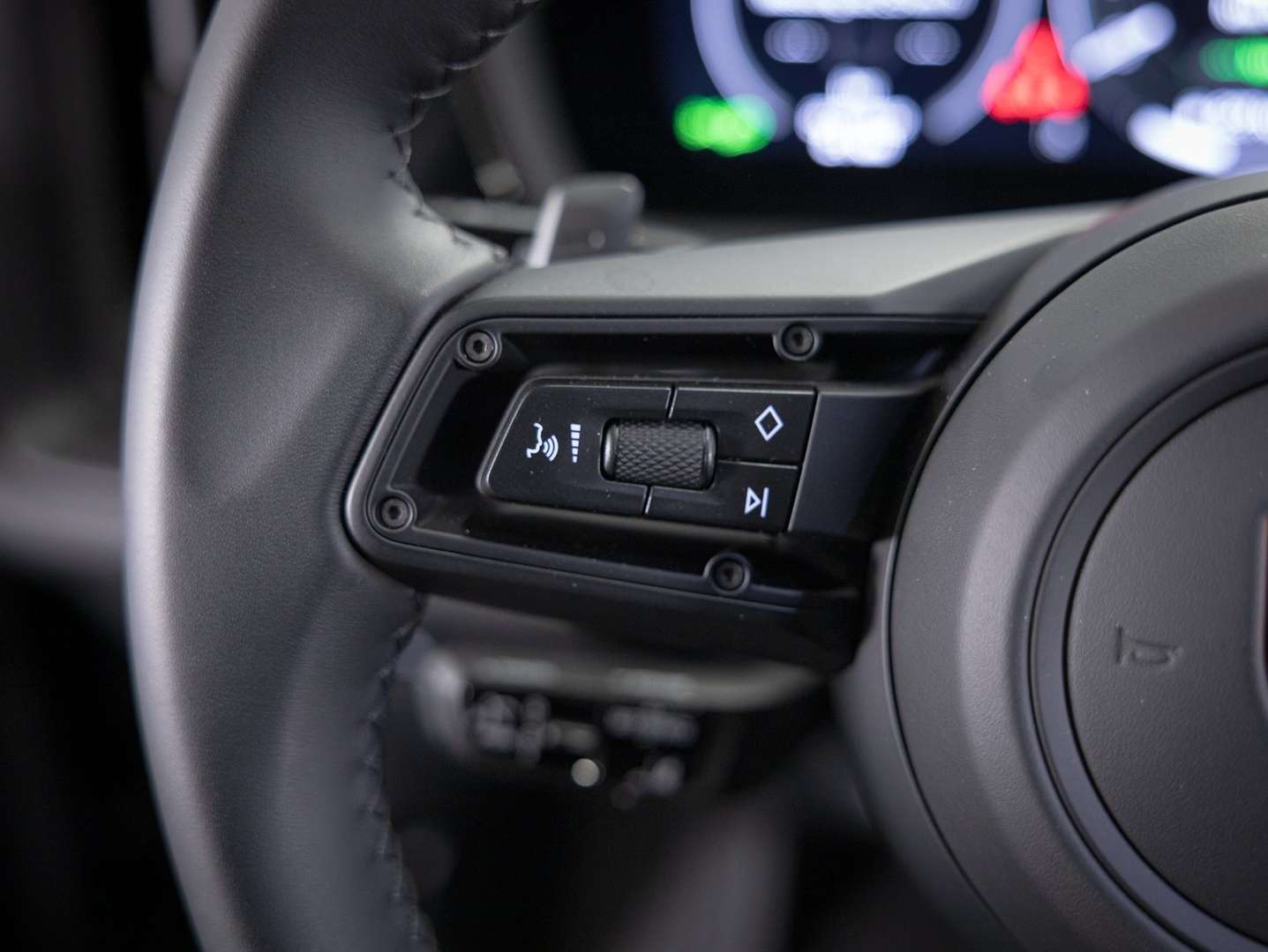 Porsche Cayenne III E-Hybrid Black Edition - 2026 - Joinsteer - #9