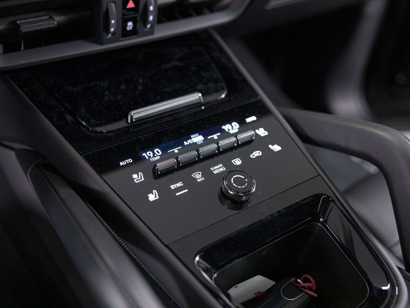 Porsche Cayenne III E-Hybrid Black Edition - 2026 - Joinsteer - #24