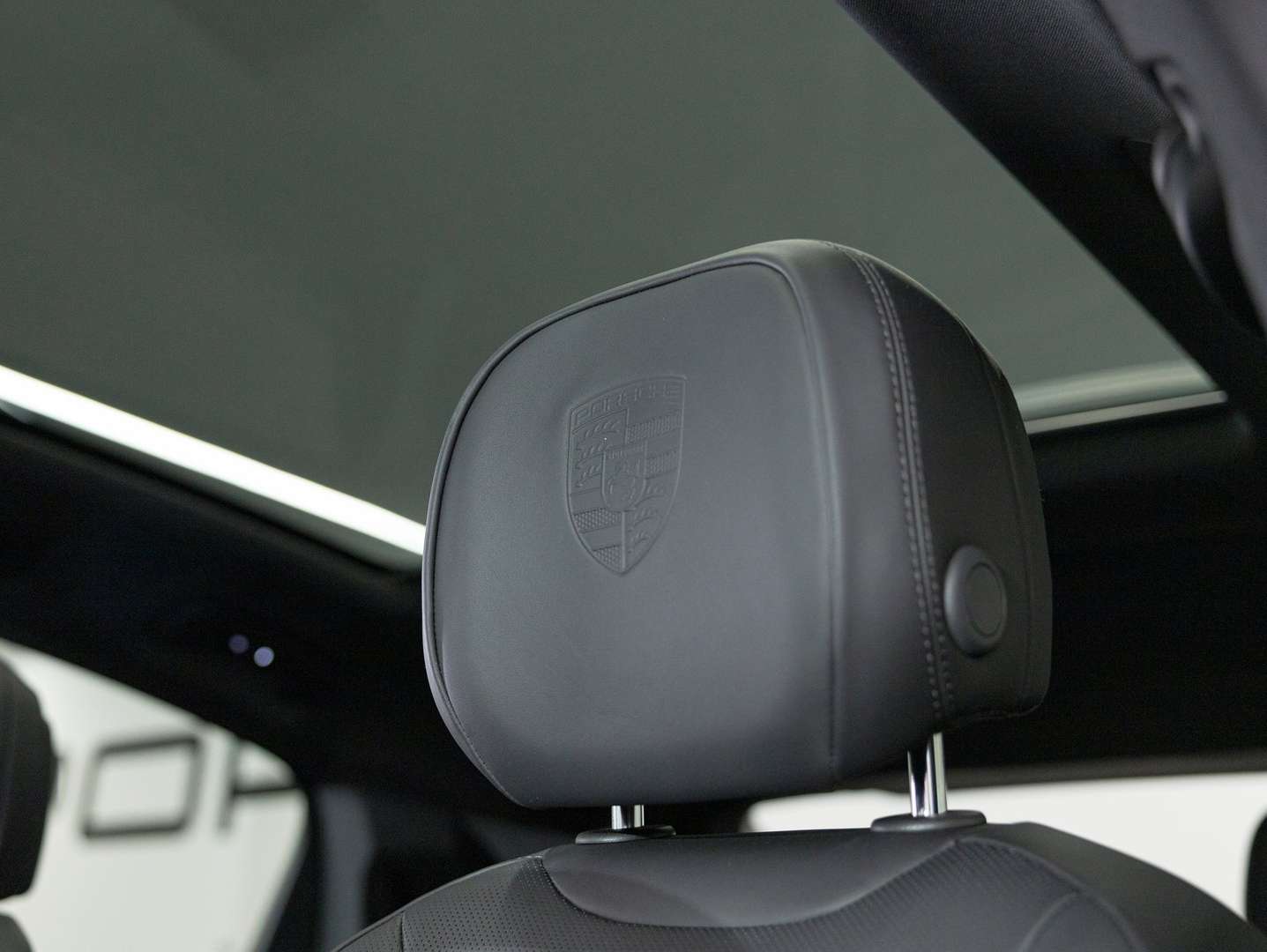 Porsche Cayenne III E-Hybrid Black Edition - 2026 - Joinsteer - #40