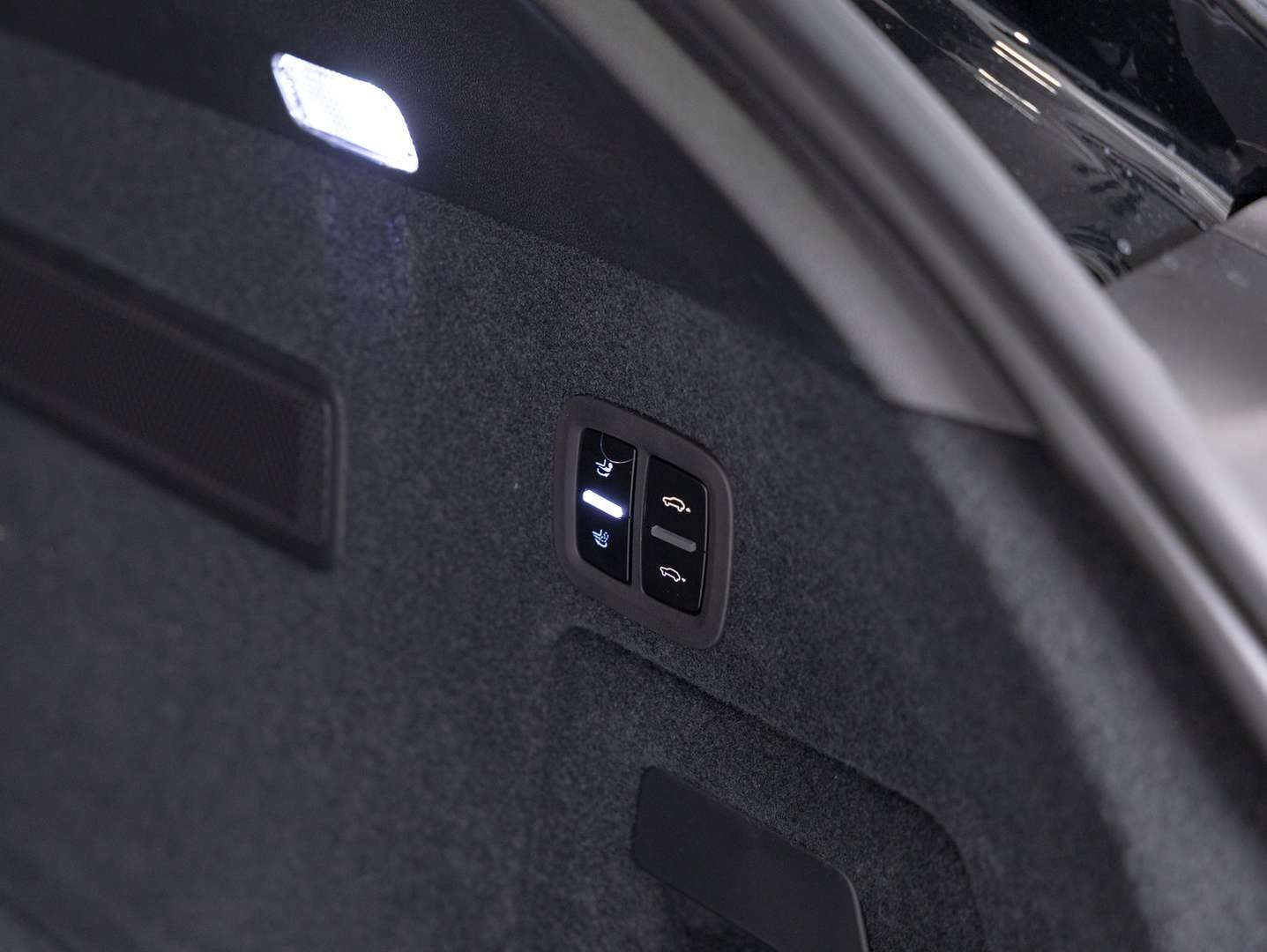 Porsche Cayenne III E-Hybrid Black Edition - 2026 - Joinsteer - #46