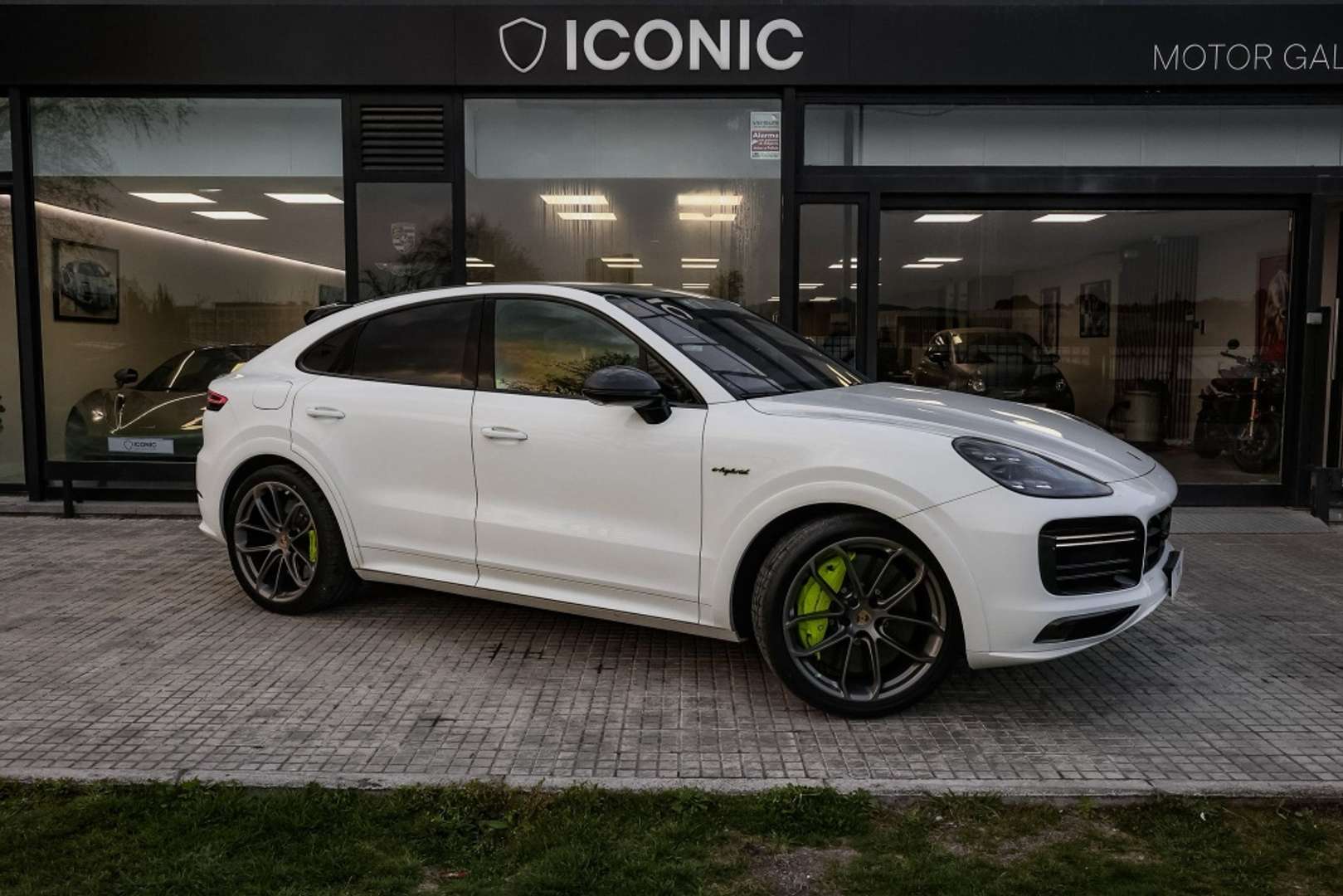 Porsche Cayenne III Turbo S E-Hybrid - 2021 - Joinsteer - #1
