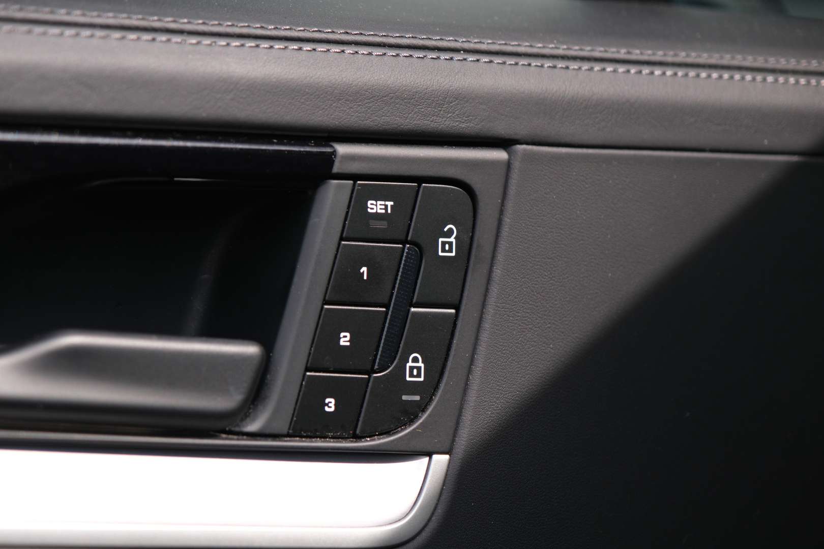 Porsche Cayenne III E-Hybrid - 2023 - Joinsteer - #23
