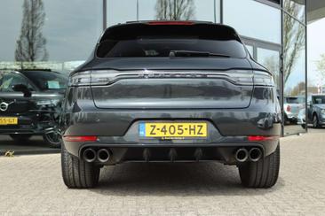 Porsche Macan S — photo 11