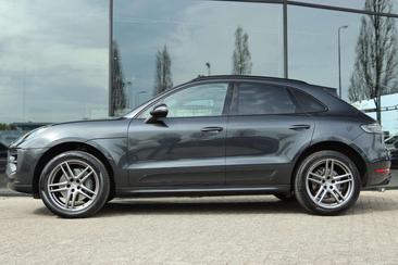 Porsche Macan S — photo 13