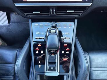 Porsche Cayenne III E-Hybrid Platinum Edition — photo 26