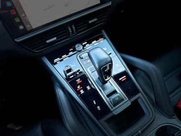 Porsche Cayenne III E-Hybrid Platinum Edition — photo 27