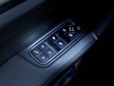 Porsche Cayenne III E-Hybrid Platinum Edition — photo 32