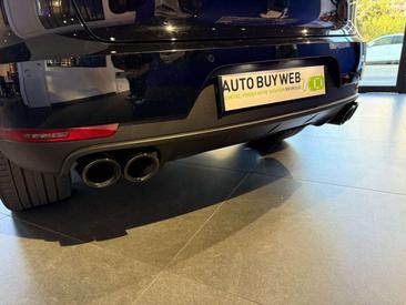 Porsche Macan S — photo 10