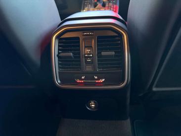 Porsche Macan S — photo 28