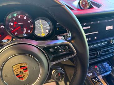 Porsche Macan S — photo 35