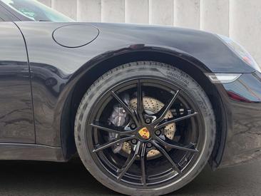 Porsche 991 II — photo 9