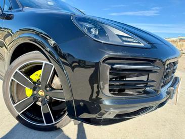 Porsche Cayenne III E-Hybrid Platinum Edition — photo 4