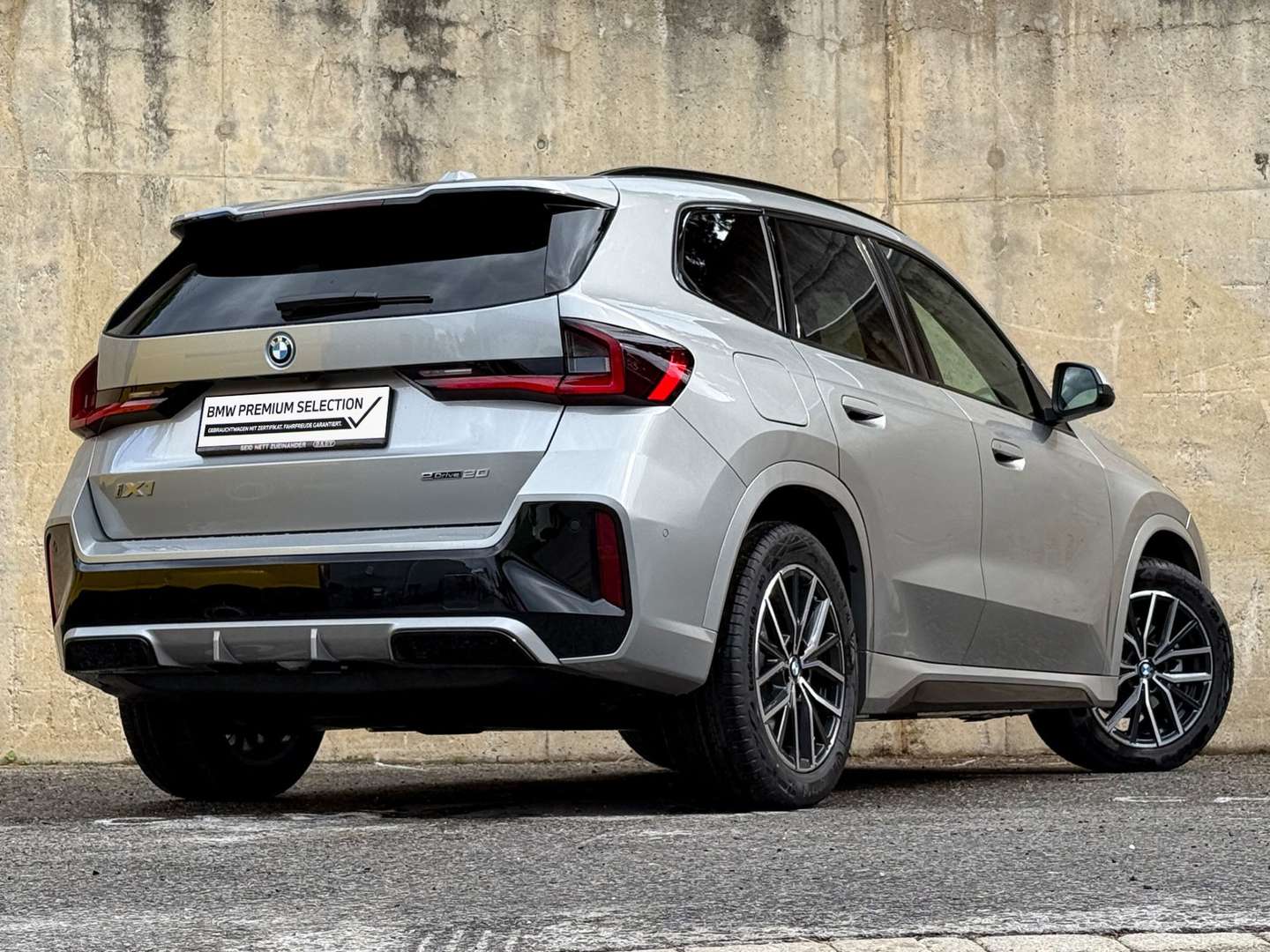 BMW IX1 EDrive20 - 2025 - Joinsteer - #4