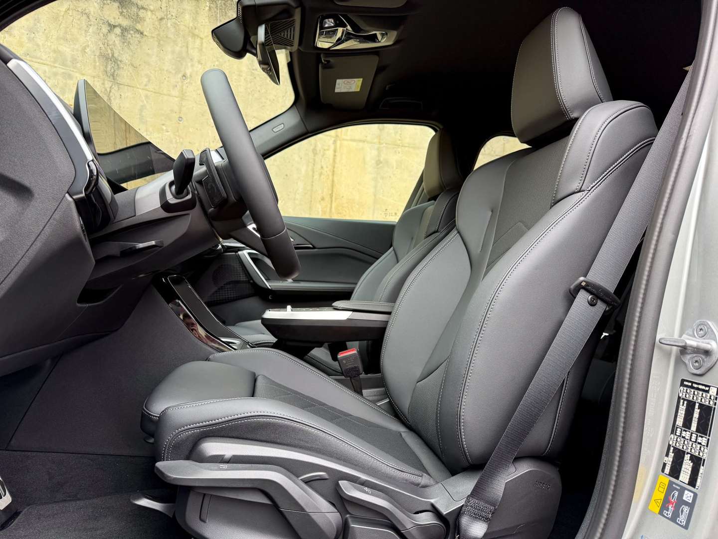 BMW IX1 EDrive20 - 2025 - Joinsteer - #13