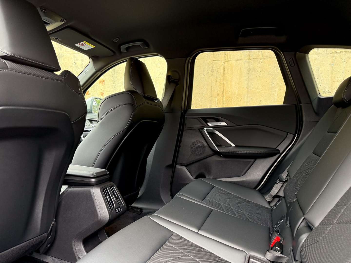 BMW IX1 EDrive20 - 2025 - Joinsteer - #19