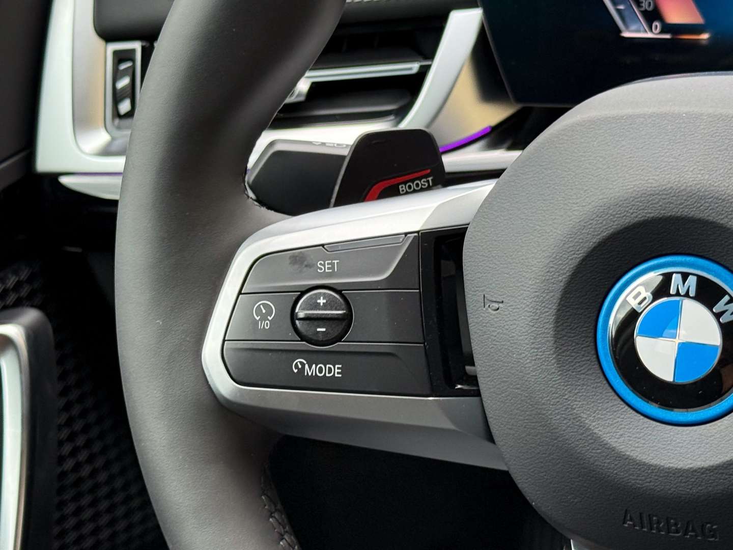 BMW IX1 EDrive20 - 2025 - Joinsteer - #26