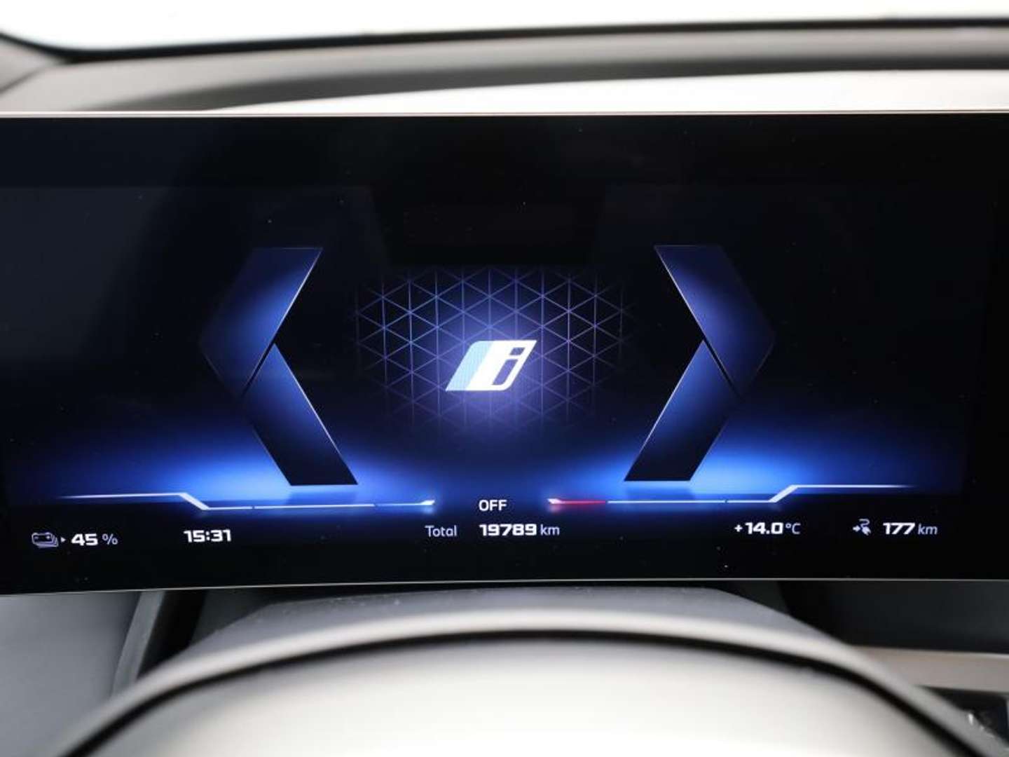 BMW IX M70 Individual - 2025 - Joinsteer - #9