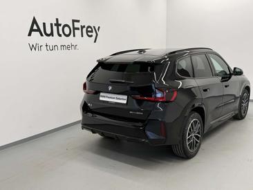 BMW X1 SDrive20d — photo 2