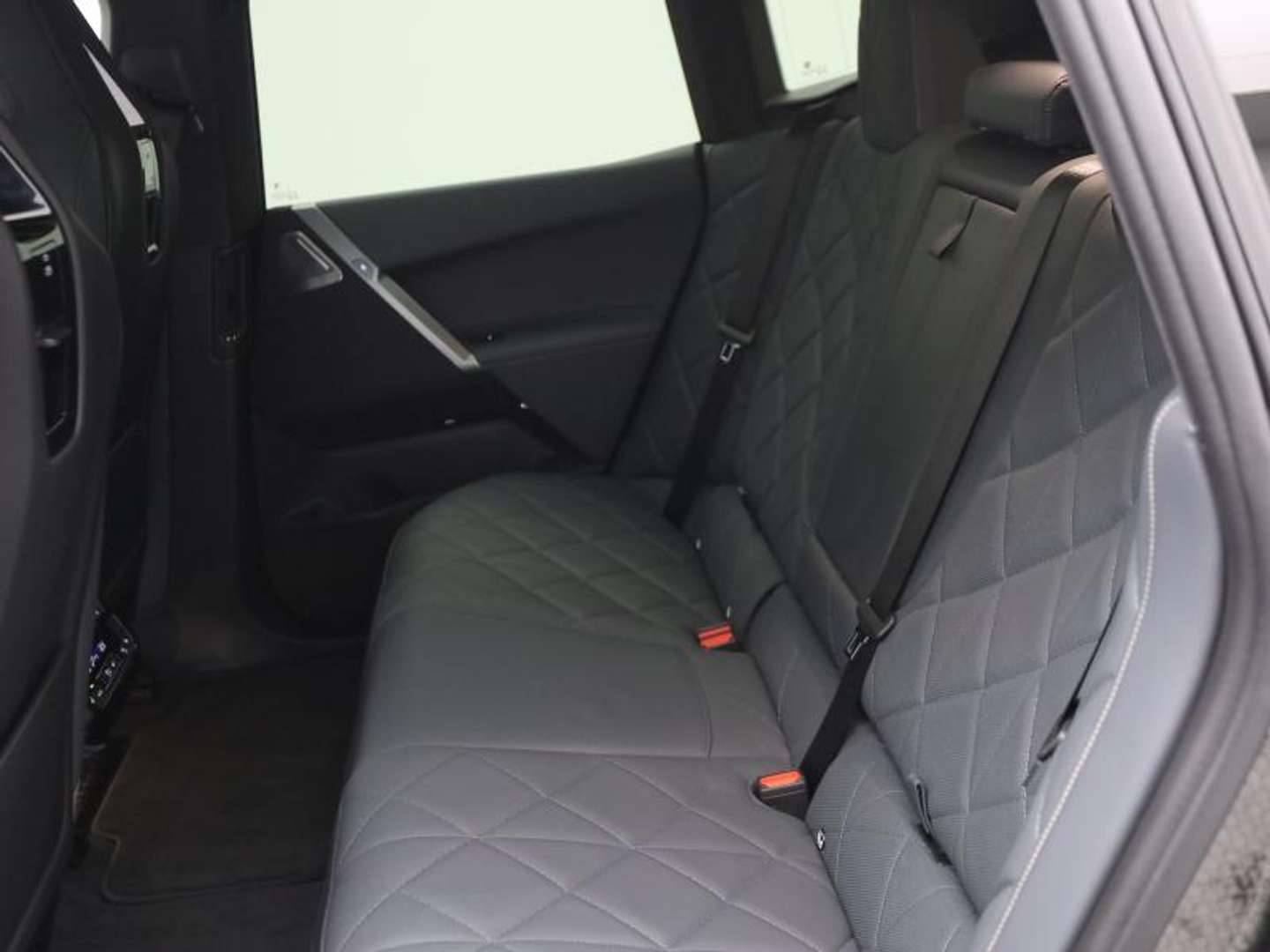 BMW IX M70 Individual - 2025 - Joinsteer - #18