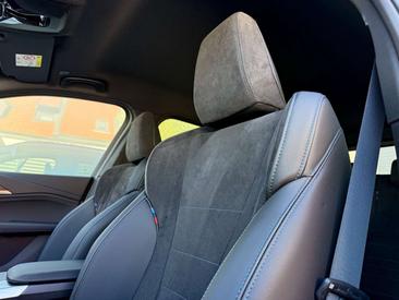 BMW 218 D Active Tourer — photo 13