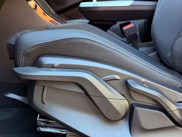 BMW 218 D Active Tourer — photo 14