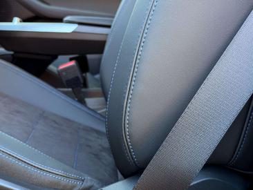 BMW 218 D Active Tourer — photo 15