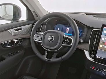 Volvo XC90 T8 — photo 10