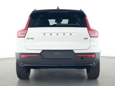 Volvo XC40 B3 Ultra Black Edition
