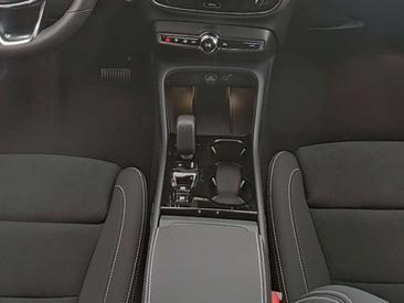 Volvo XC40 B3 Ultra Black Edition — photo 5