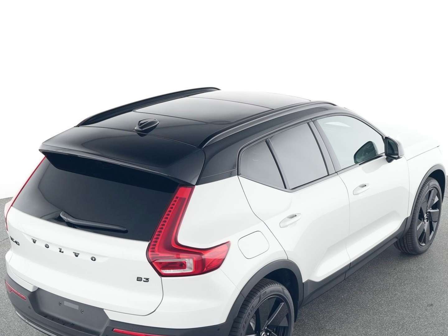 Volvo XC40 B3 Ultra Black Edition - 2025 - Joinsteer - #7