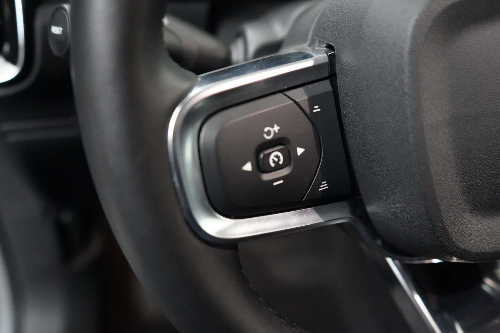 Volvo C40 Recharge PLUS - 2024 - Joinsteer - #12