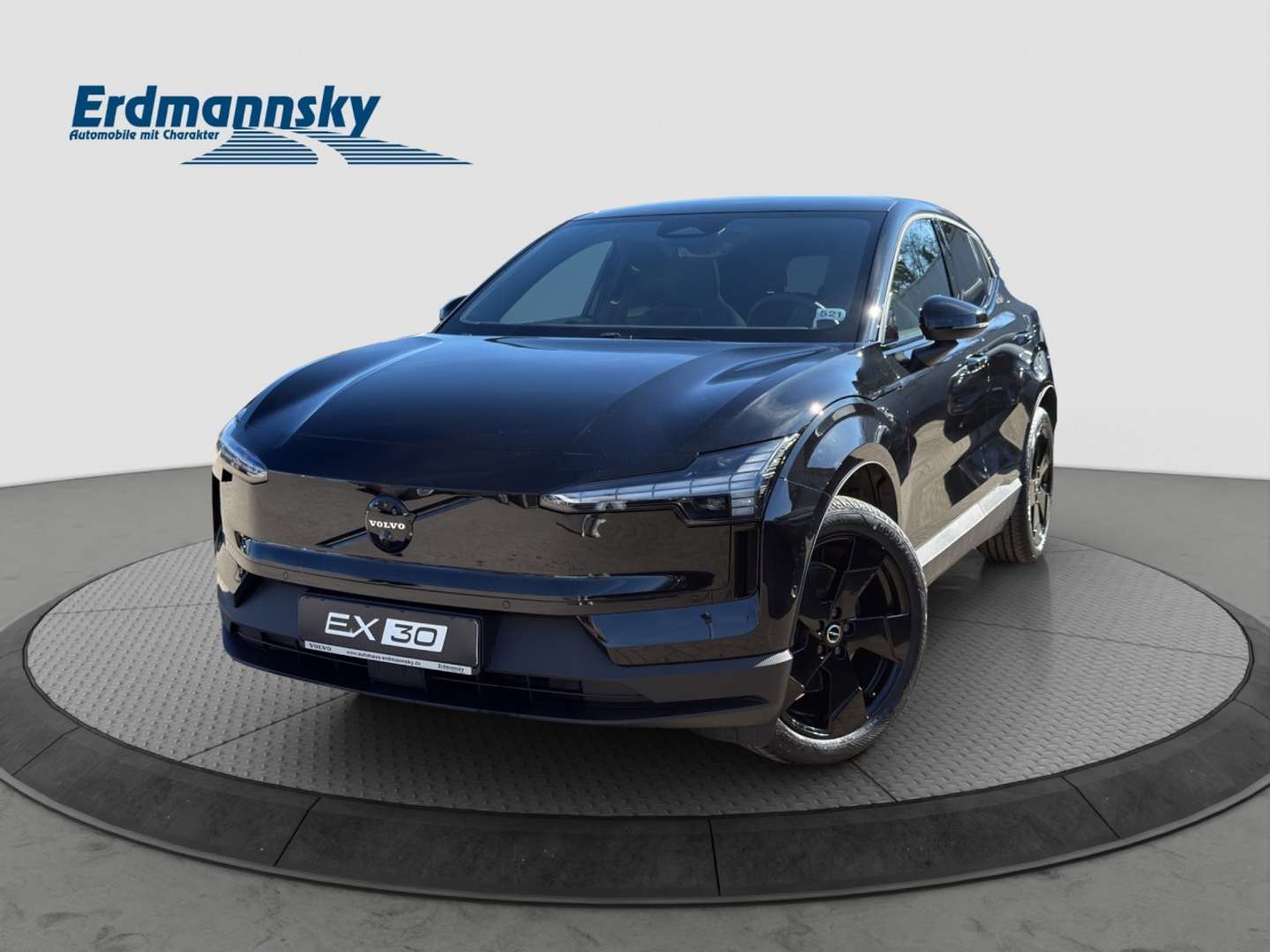 Volvo EX30 Ultra Black Edition Extended Range - 2026 - Joinsteer - #1