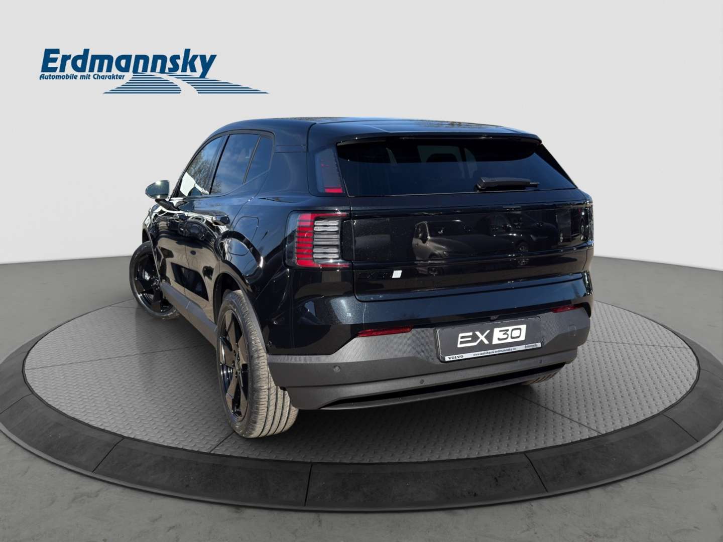 Volvo EX30 Ultra Black Edition Extended Range - 2026 - Joinsteer - #2