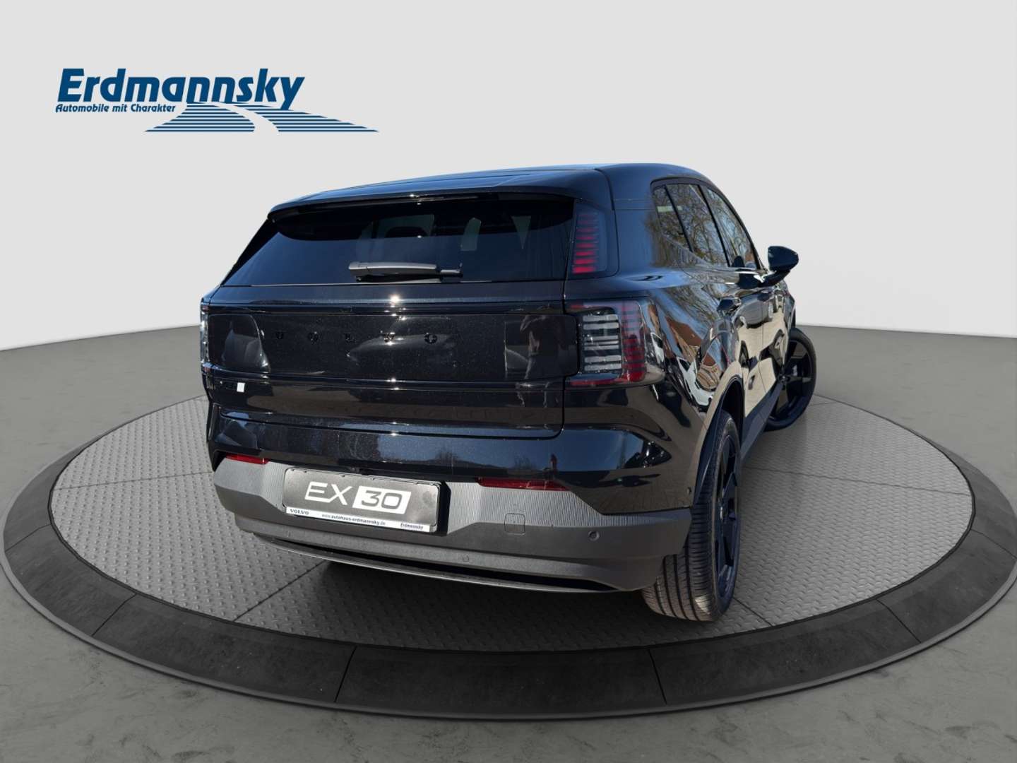 Volvo EX30 Ultra Black Edition Extended Range - 2026 - Joinsteer - #4