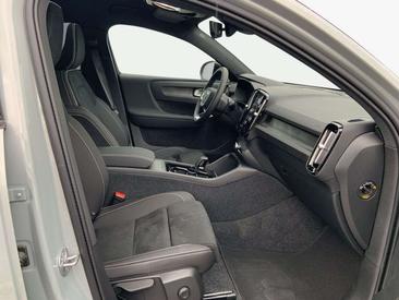 Volvo C40 Twin Motor Plus — photo 13