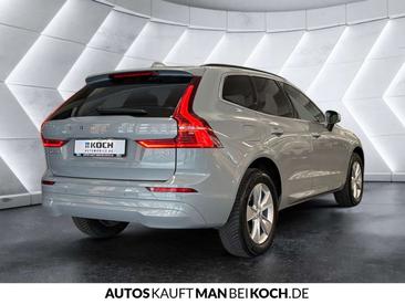 Volvo XC60 B4 Core — photo 3