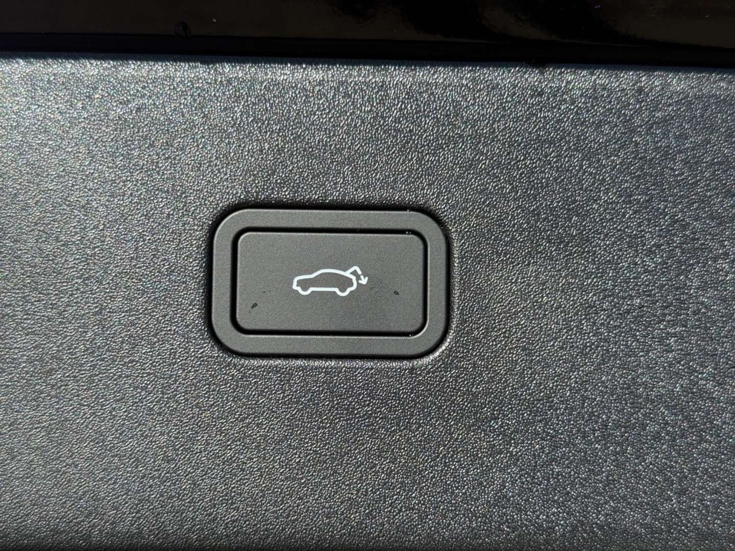 Volvo EX30 Ultra Black Edition Extended Range - 2026 - Joinsteer - #18
