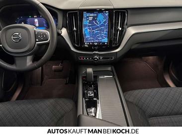 Volvo XC60 B4 Core — photo 9