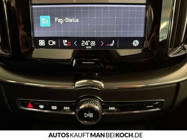 Volvo XC60 B4 Core — photo 25