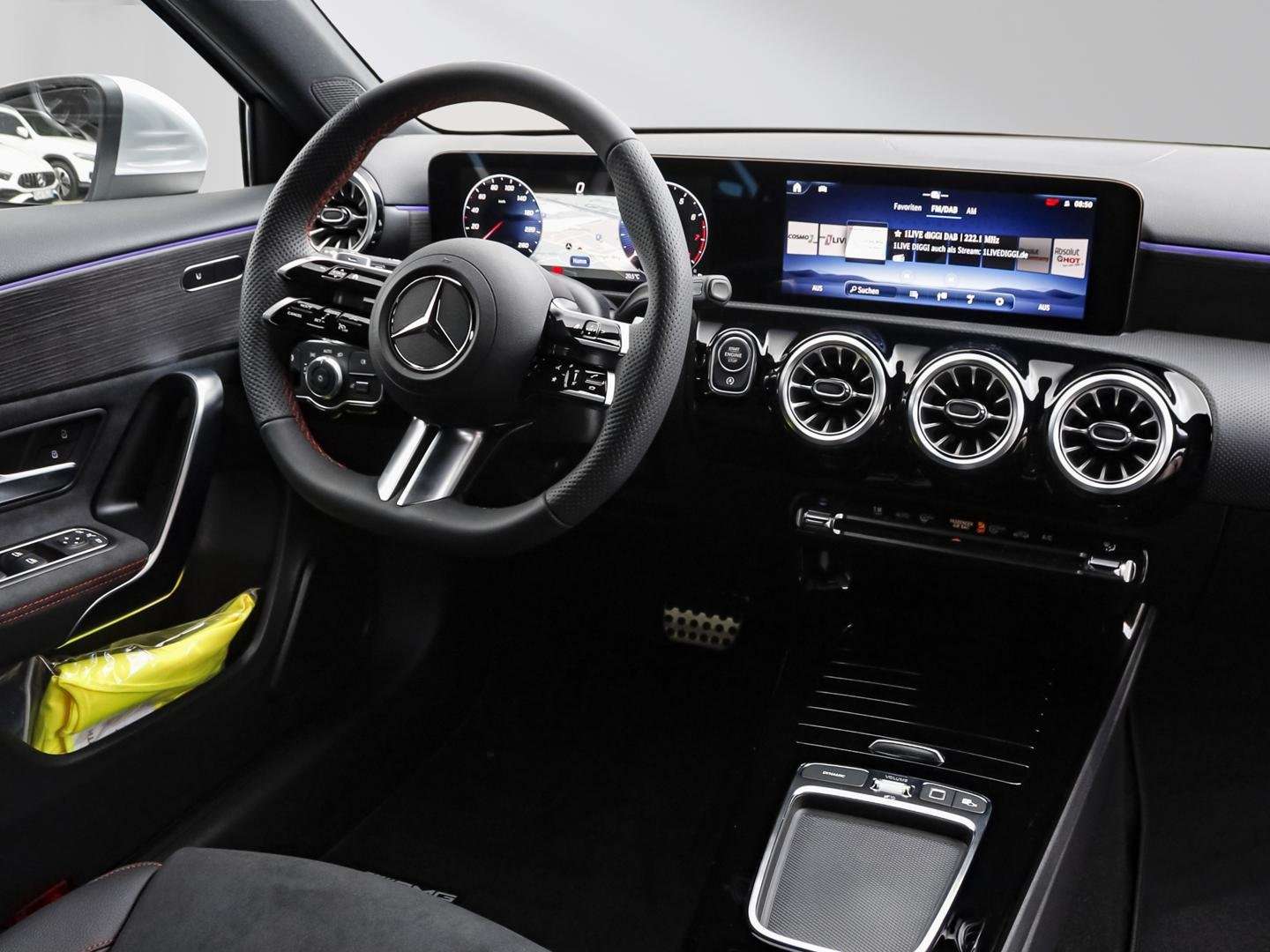 Mercedes Classe A 180 AMG Line - 2025 - Joinsteer - #2