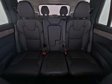 Volvo XC90 T8 — photo 13