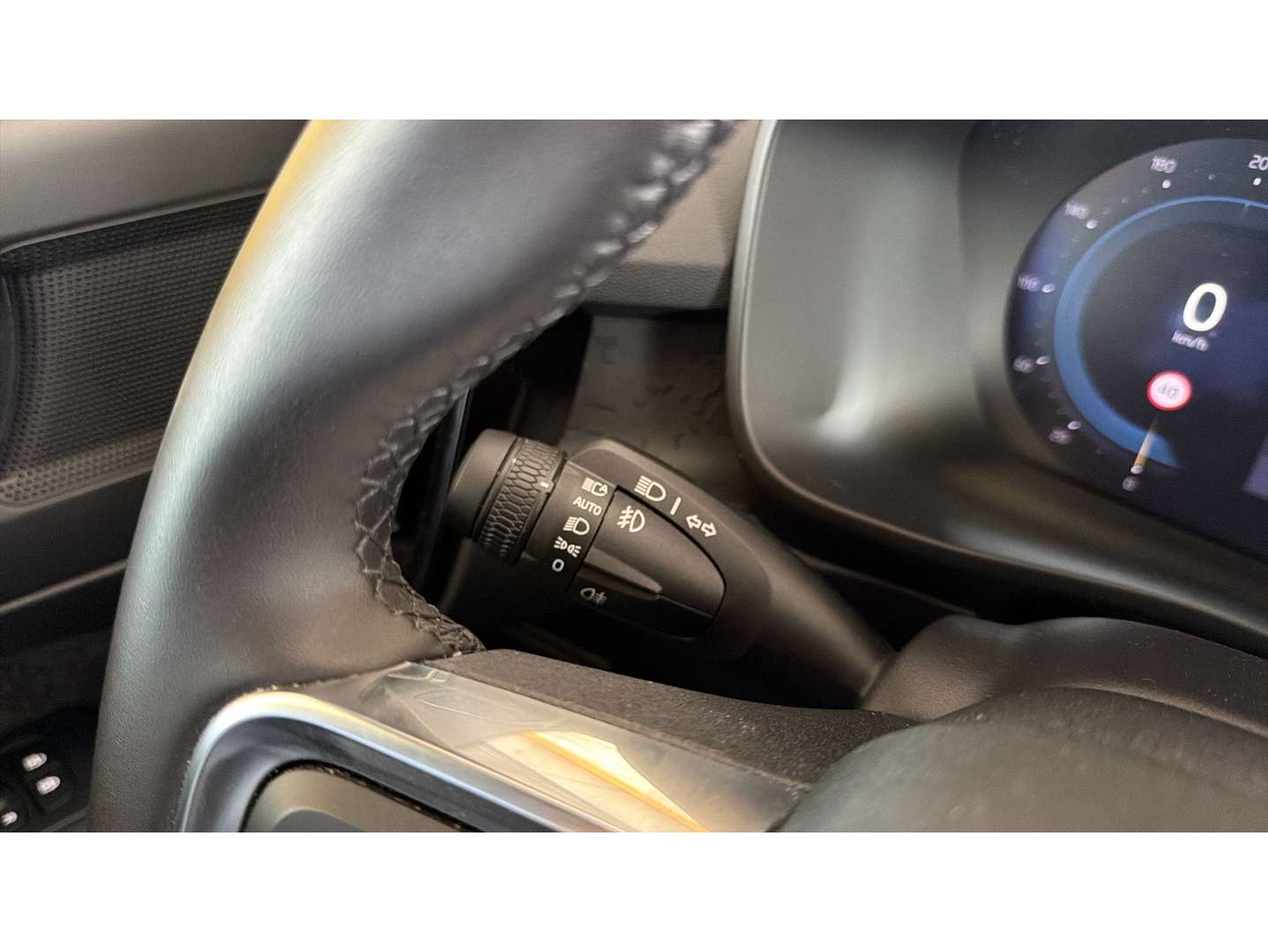 Volvo C40 Recharge Core - 2025 - Joinsteer - #18