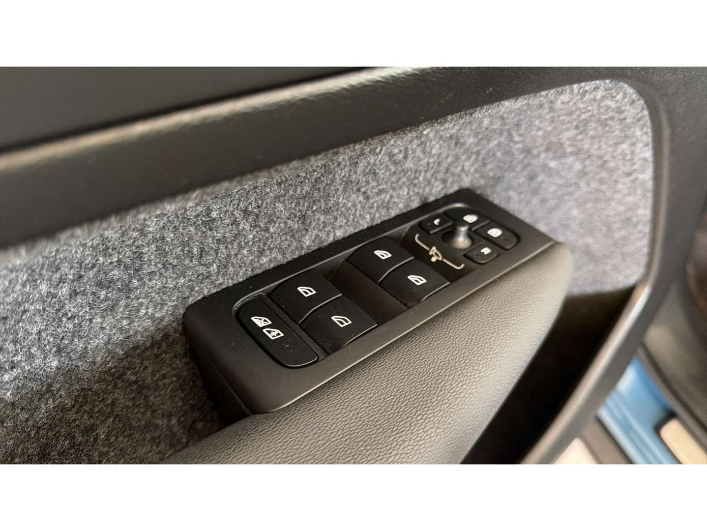 Volvo C40 Recharge Core - 2025 - Joinsteer - #22