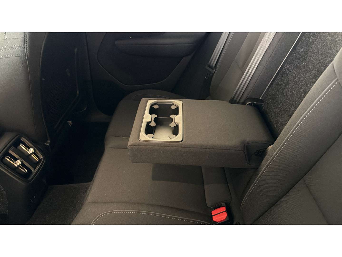 Volvo C40 Recharge Core - 2025 - Joinsteer - #30