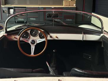 Porsche 356 Speedster — photo 6